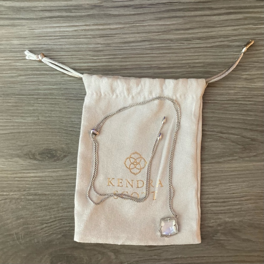 Kendra Scott Silver & White Pendant Necklace